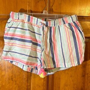 Vineyard Vine Women’s Bright Striped Shorts Front and back pockets Size Lg-EUC
